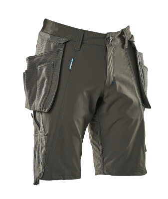 Shorts mit abnehmbaren Hängetaschen